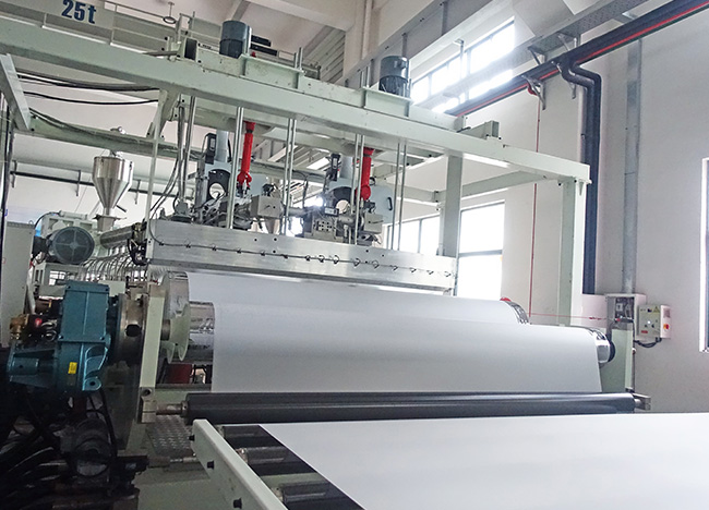 光伏EVA膠膜自動(dòng)化生產(chǎn)線